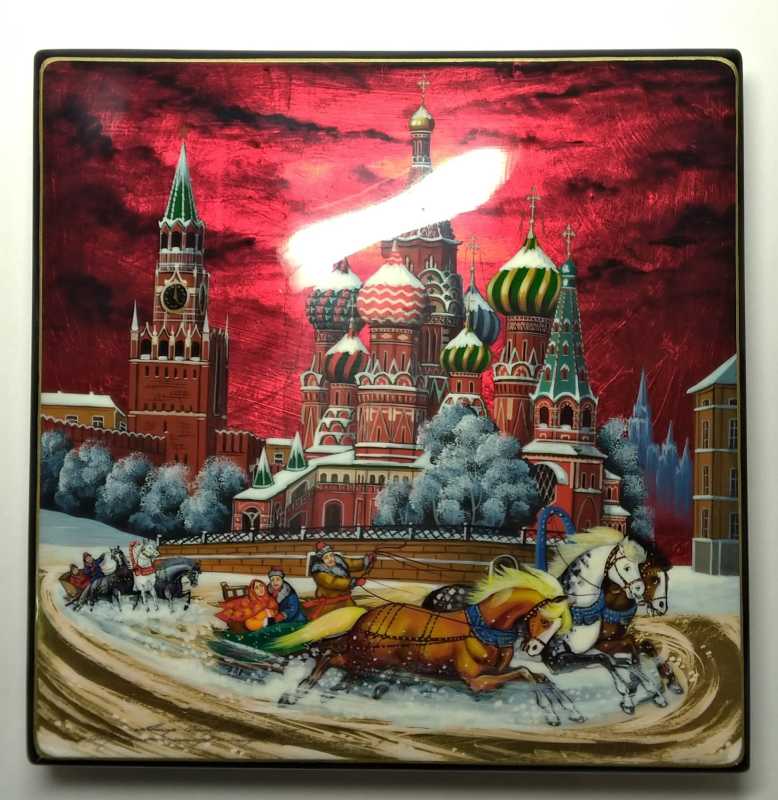 220x220mm Moscow Snt Basil Cathedral and Red Square  hand painted lacquered jewelery box (by Tatiana Shkatulka Crafts)