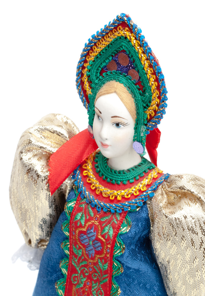 270 mm Russian Girl in a Dress Porcelain Statue Doll (by Le Russe)