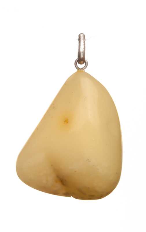 14 g Baltic Amber Pendant