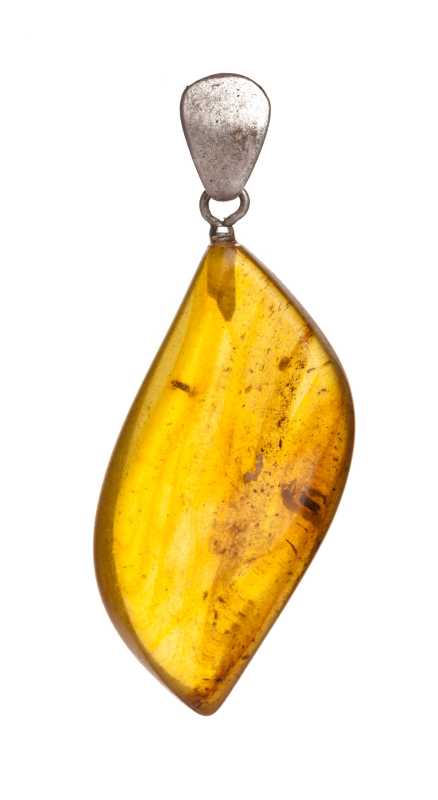 4 g Baltic Amber Pendant