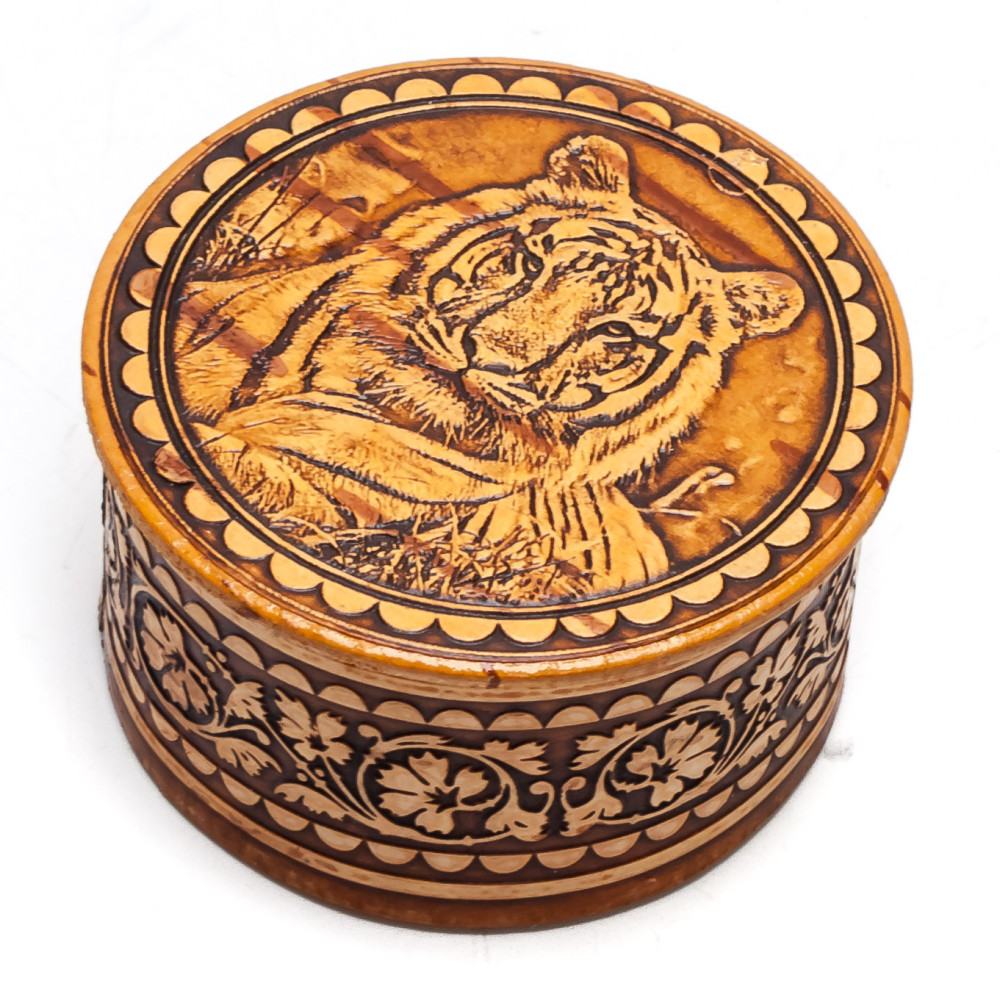 d 55 mm Tiger hand made Birchbark Jewelry Box (by Maxim Birch)