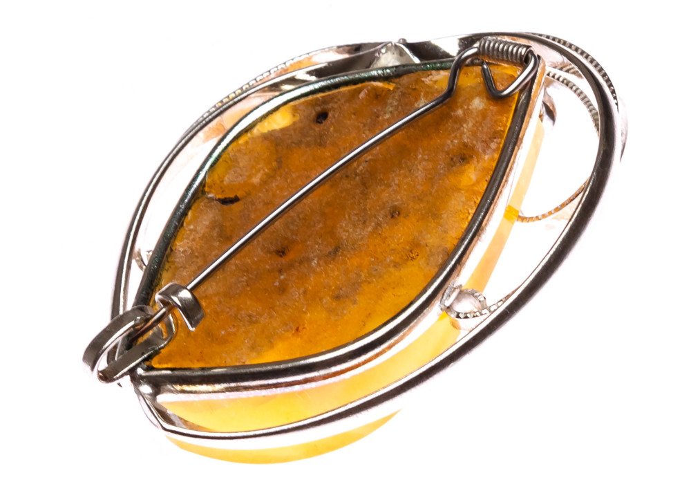 24 g Baltic Amber Brooch