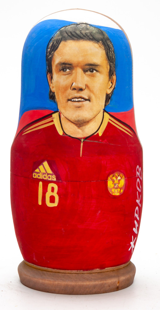 180mm Yuri Zhirkov from Russia Hand Painted Matryoshka Doll 5 pcs (by Konstantin Studio)