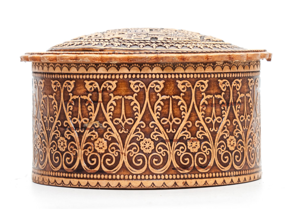  d 70 mm Saint Basil Cathedral hand made Birchbark Jewelry Box (by Maxim Birch)