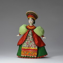 Кукла в русском костюме