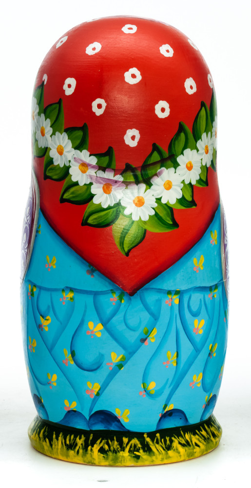 180 mm Russian Family hand painted wooden Matryoshka doll 5 pcs (by Tatiana Morozova)