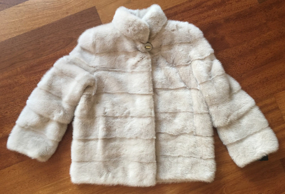 70x130 Cream color Mink Coat