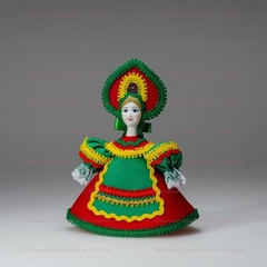 Кукла в русском костюме