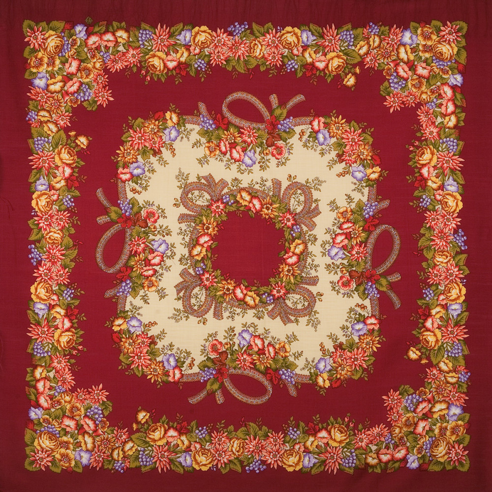 Shop Woolen Scarves with Silk Fringe 125x125 cm Платок «Рябиновые бусы» online at Skazka.site | Eligible for fast shipping and free returns. Платок «Рябиновые бусы»