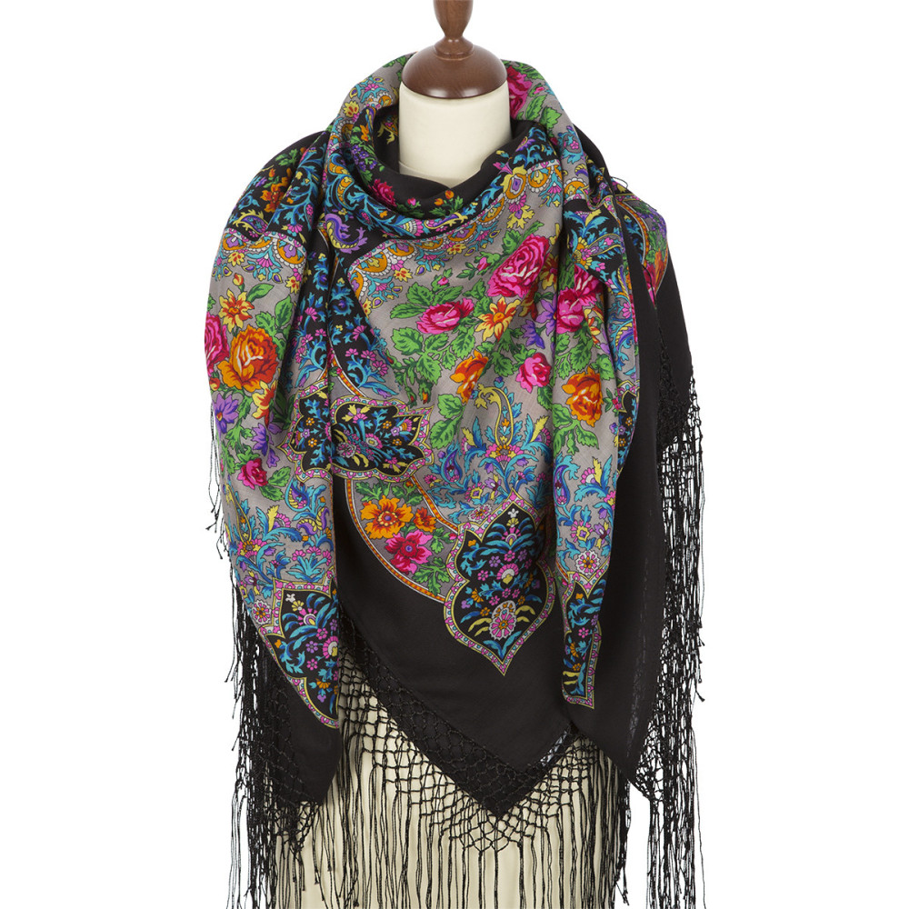 Shop Thick Woolen Fabric Shawls with Silk Fringe 148x148 cm Шаль «Медальоны» online at Skazka.site | Eligible for fast shipping and free returns. Шаль «Медальоны»