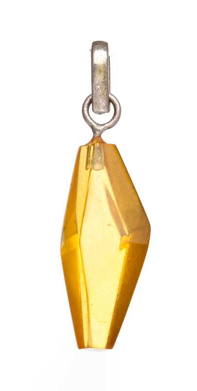 2 g Baltic Amber Pendant