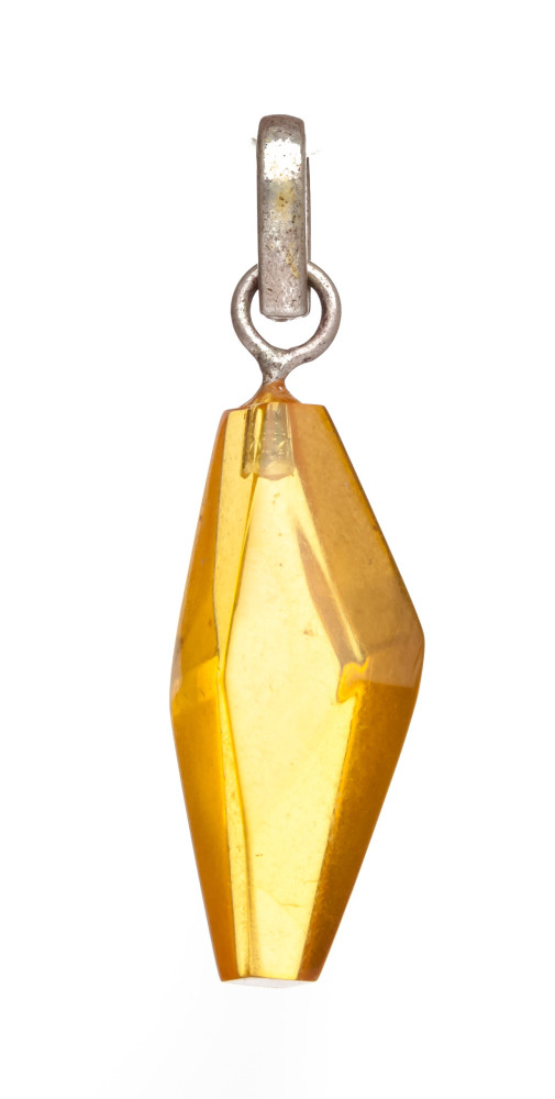 2 g Baltic Amber Pendant