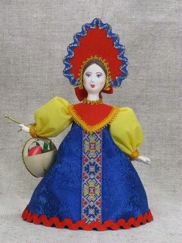 Сувенирная кукла