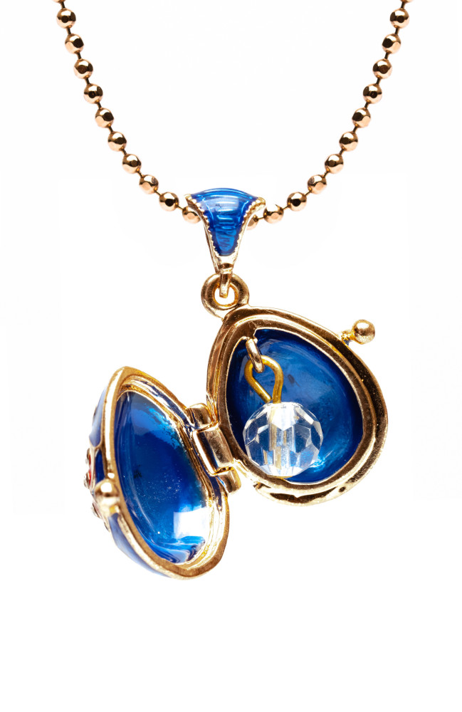  Flower Opening Blue Egg Pendant
