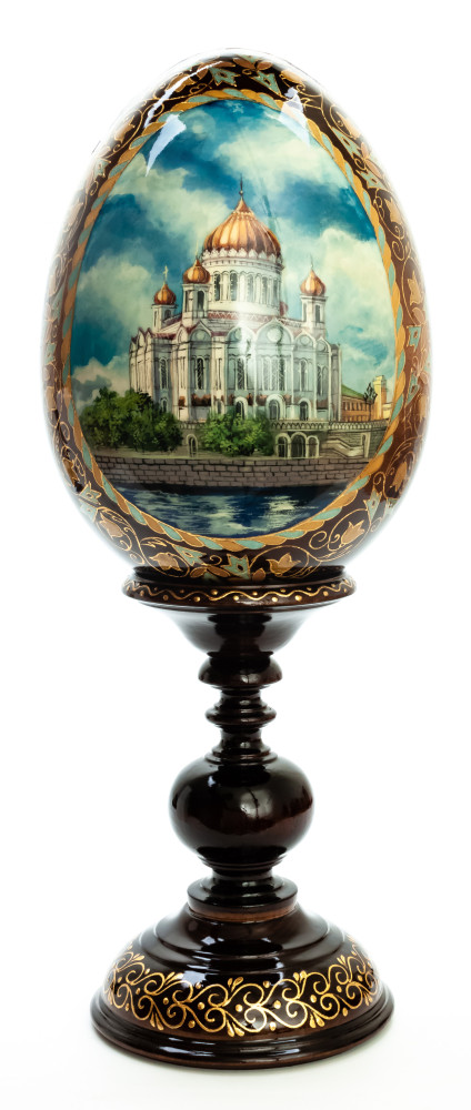  460 mm Cathedral of Christ the Saviour and Moscow Kremlin hand painted on red colored wooden Egg with standby (by Tatiana Crafts)