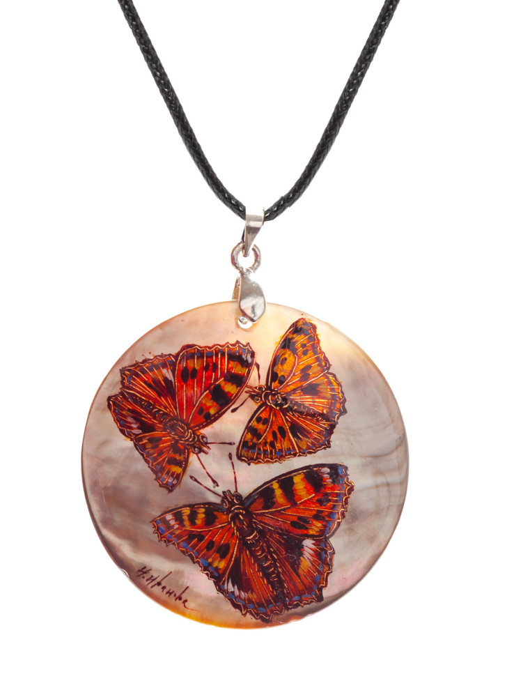 d40 mm Butterflies hand painted Nacre Pendant (by Tatiana Shkatulka Crafts)