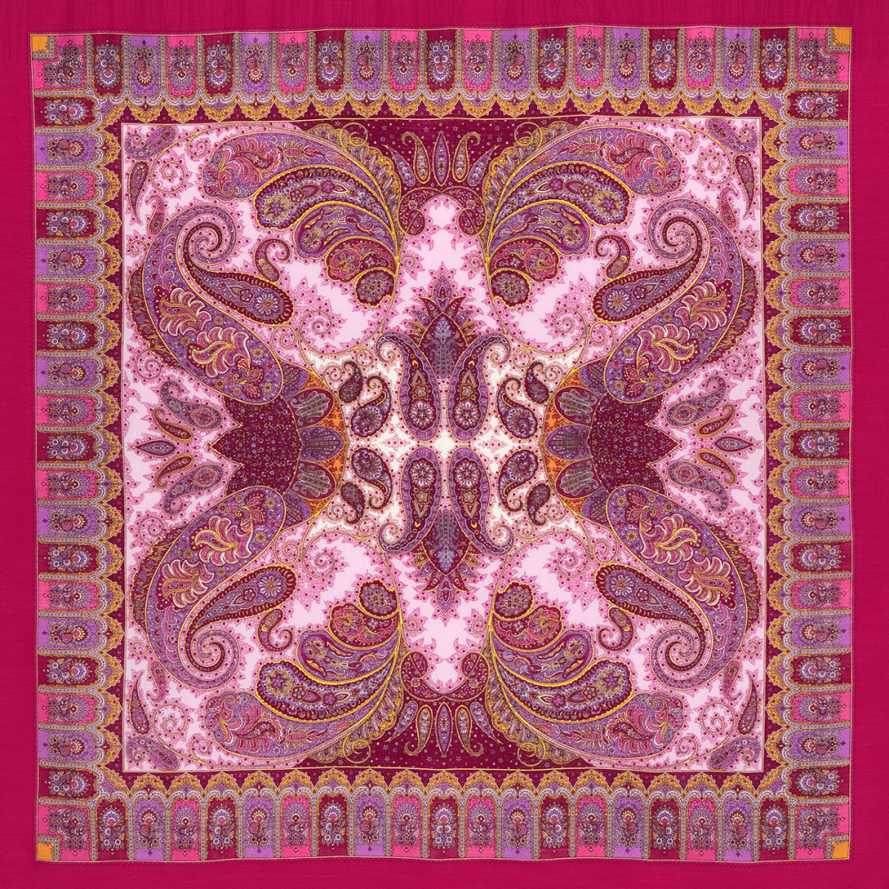 Shop Woolen Scarves with Silk Fringe 125x125 cm Платок «Фаворит» online at Skazka.site | Eligible for fast shipping and free returns. Платок «Фаворит»