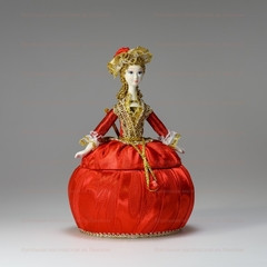 Porcelain Girl Figurine with a Jewellery Box