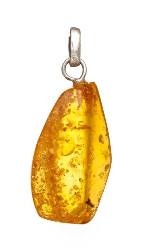 4 g Baltic Amber Pendant