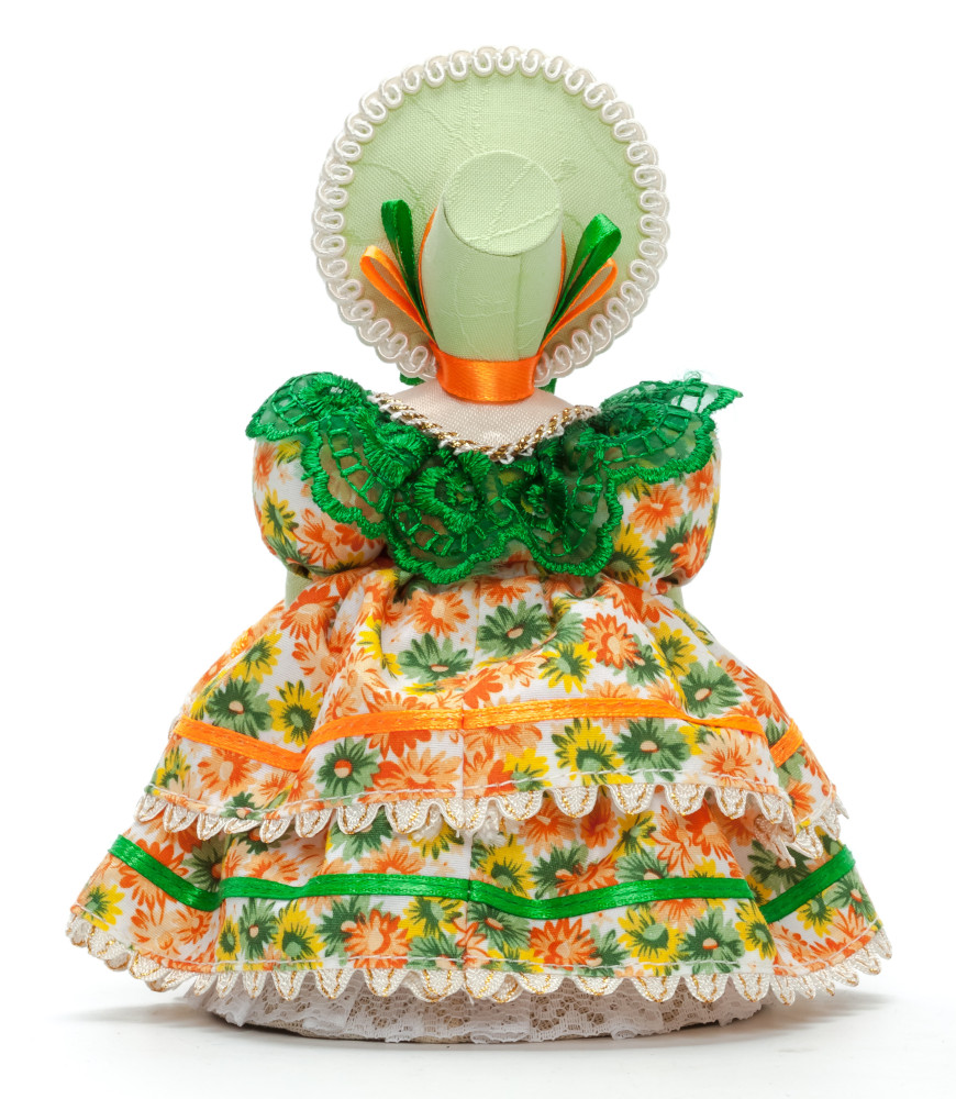 170 mm Young Lady with the Bonnet Porcelain Doll (by Le Russe)