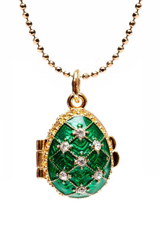 Little Stars Opening Green Egg Pendant