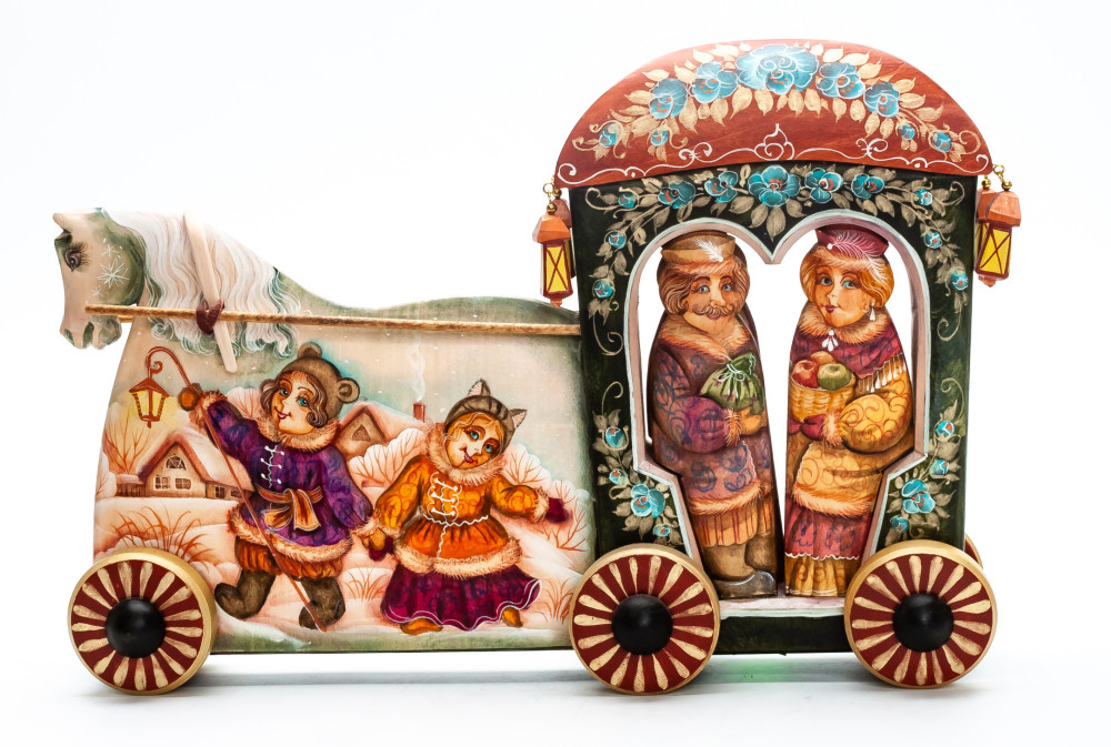 170 mm Carriage with hand painted Children Playing on the Outside Wooden Statue (by Vladislav Toys)