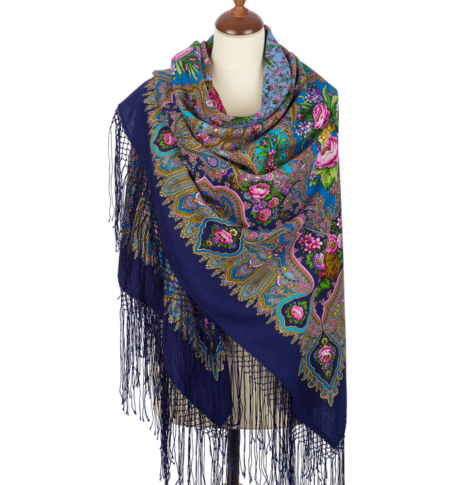 Shop Thick Woolen Fabric Shawls with Silk Fringe 148x148 cm Шаль «Миндаль» online at Skazka.site | Eligible for fast shipping and free returns. Шаль «Миндаль»