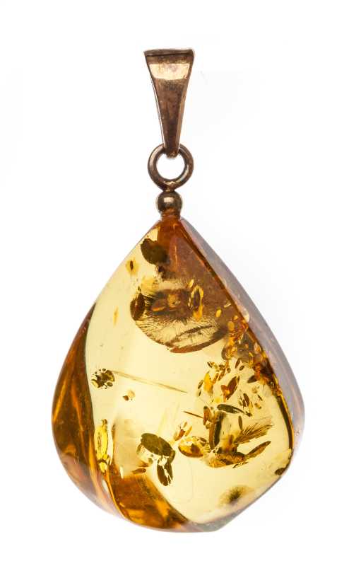 5 g Baltic Amber Pendant