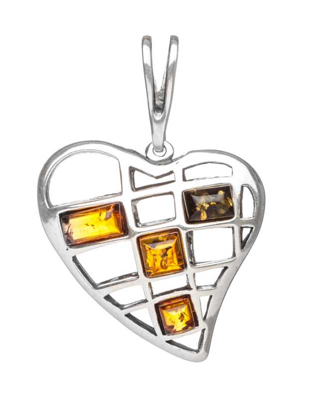 7 g Heart Baltic Amber Pendant