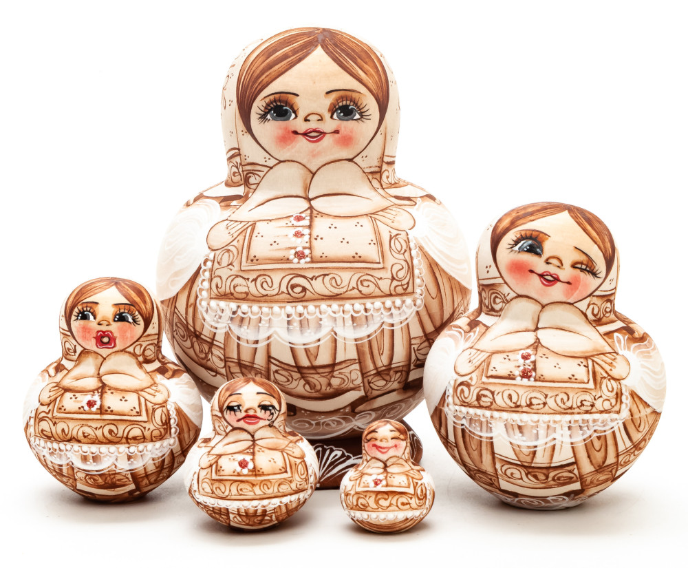 100mm Maiden hand painted Matryoshka round Doll 7pcs (by A Studio)