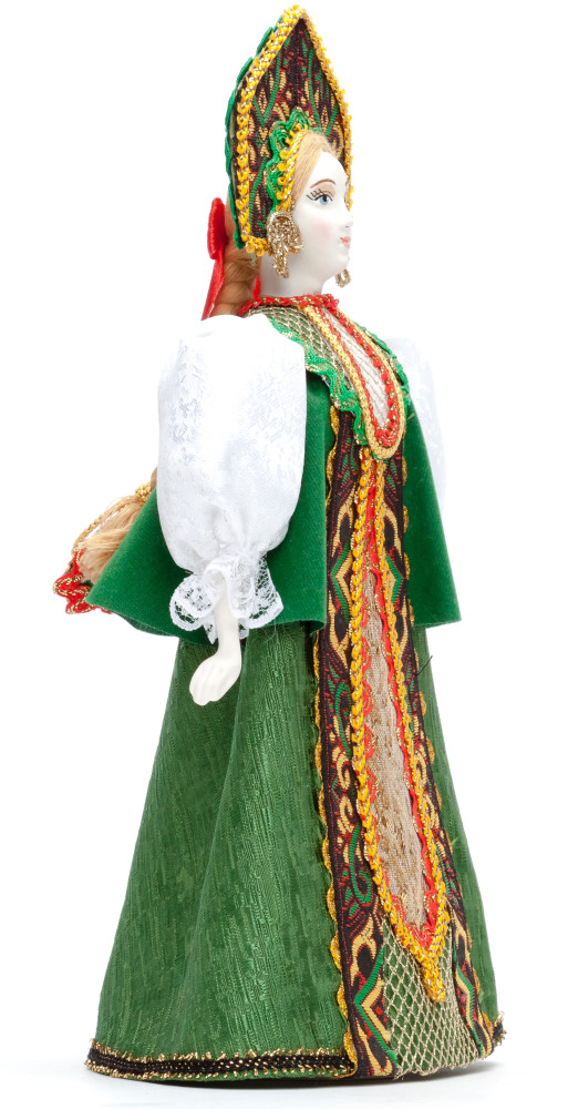 270 mm Russian Noblewoman in a Dress and Kokoshnik (by Le Russe)