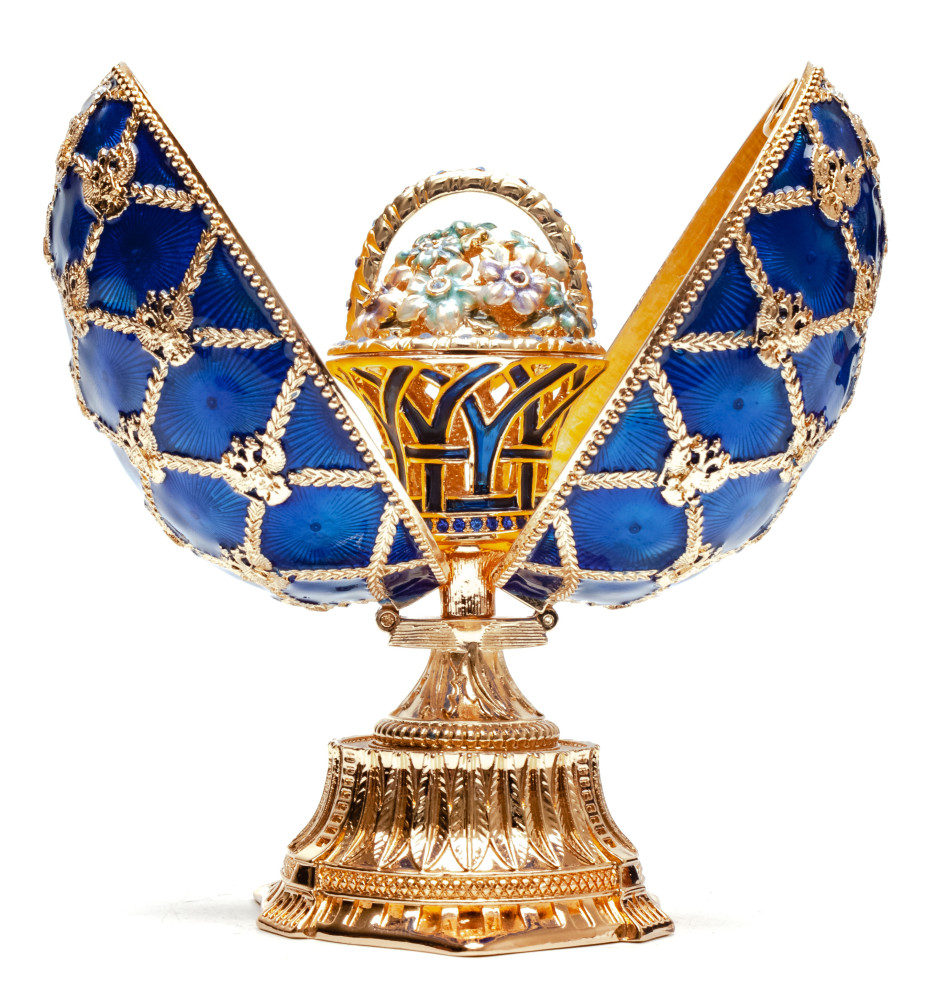 110 mm Blue Easter Egg with the Basket