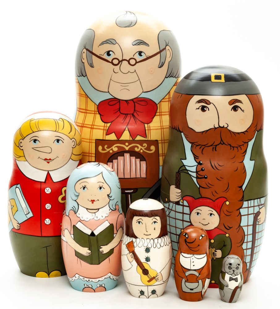 220 mm Papa Carlo hand painted Traditional Russian Wooden Matryoshka round doll 7 pcs (by Sergey Malyutin)