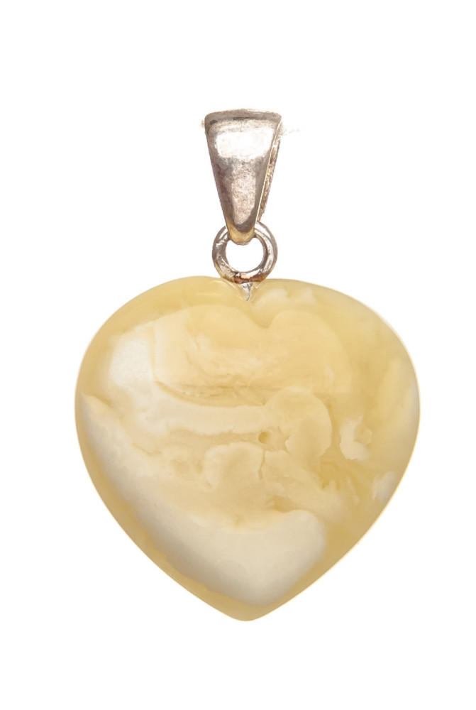 2 g Heart Baltic Amber Pendant
