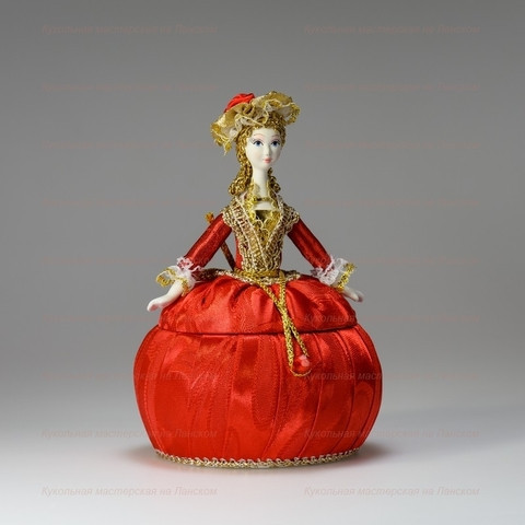 Porcelain Girl Figurine with a Jewellery Box