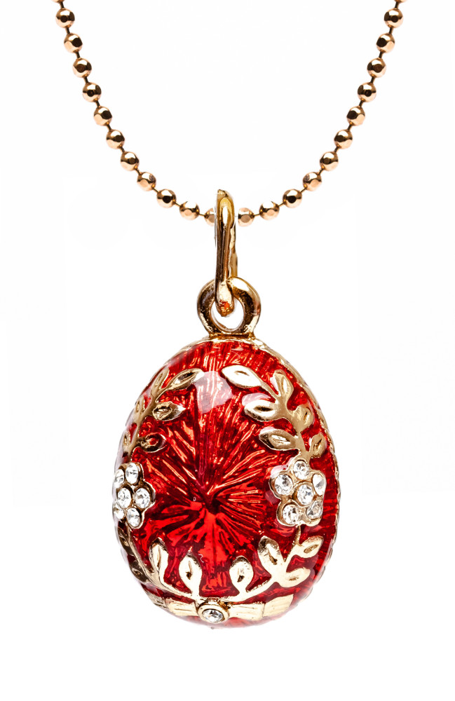 Wreath with a Chamomile Red Egg Pendant