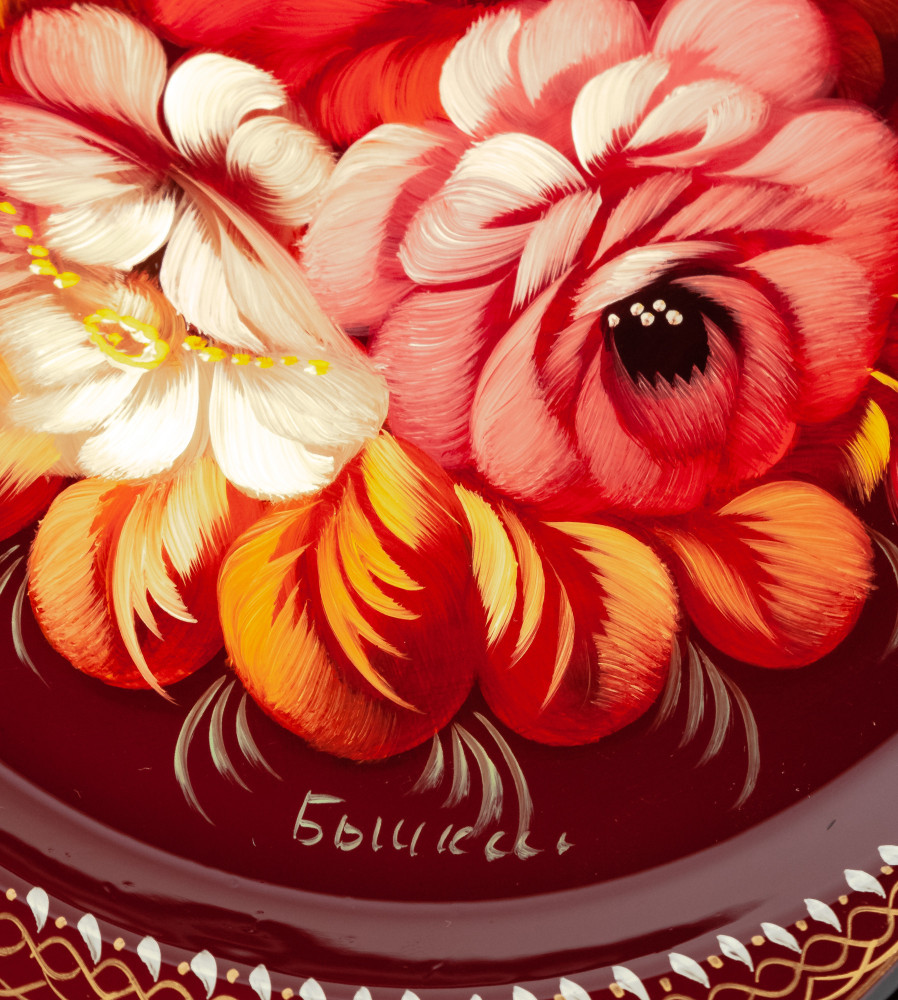 d 220 mm Zhostovo Patterns hand painted and lacquered Metal Forged Carmine Tray (by Lada Crafts)