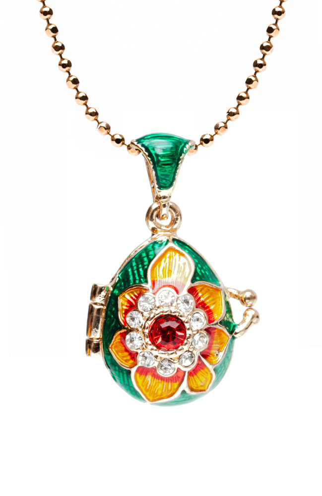 Flower Opening Green Egg Pendant