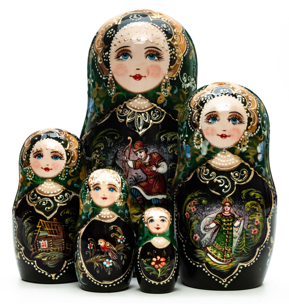 180 mm Dunechka hand painted on wooden Matryoshka doll 5 pcs (by A Studio)