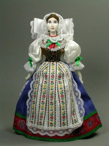 Czech Beauty hand made Porcelain Doll in Kokoshnik - 11 Inches (by Le Russe)
