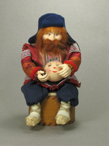 Кукла на шкатулке "Дед"