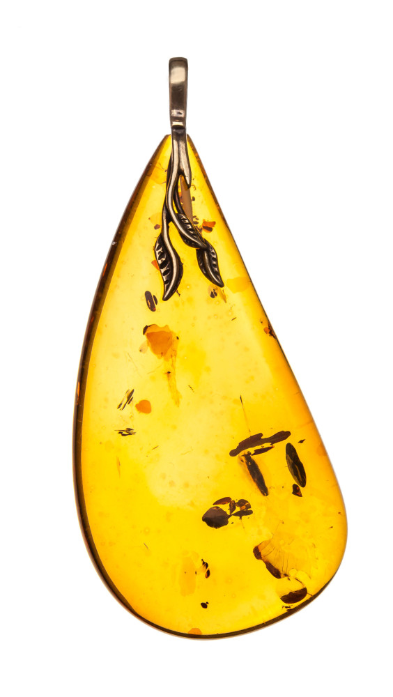 7 g Baltic Amber Pendant