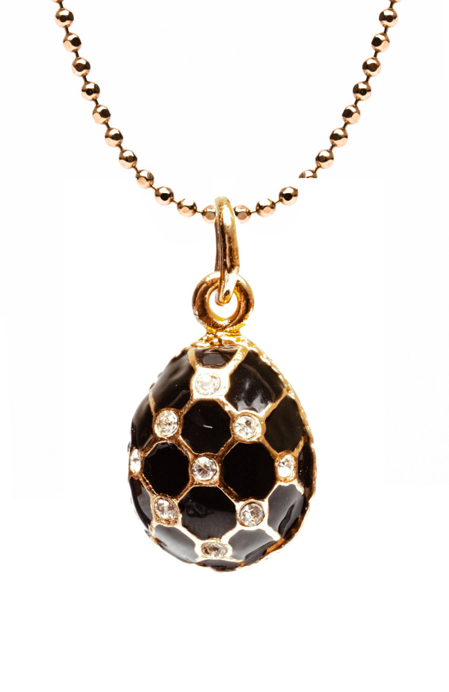 Big Water Drop with a Mesh Black Egg Pendant