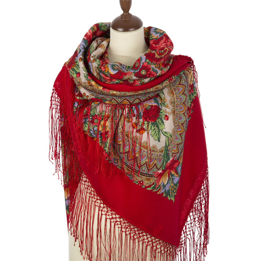 Shop Thick Woolen Fabric Shawls with Silk Fringe 148x148 cm Шаль «Подкова» online at Skazka.site | Eligible for fast shipping and free returns. Шаль «Подкова»