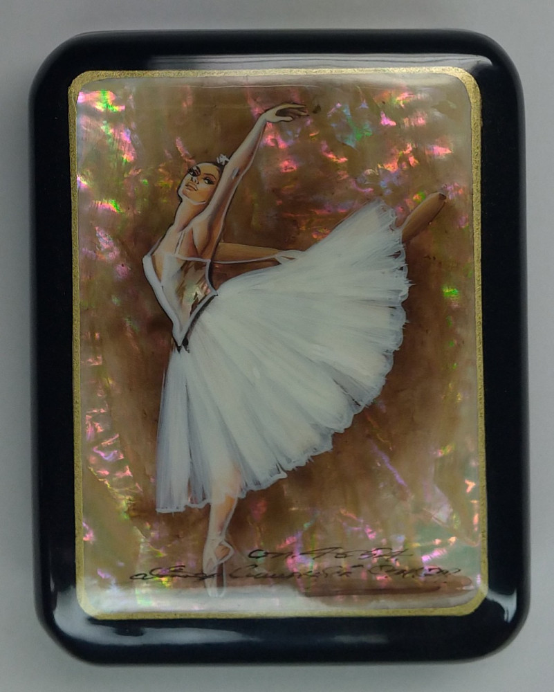 70x90mm Ballerina hand painted lacquered jewelery box (by Tatiana Shkatulka Crafts)