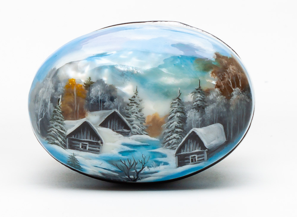 60x50mm Russian Winter hand painted on pearl shell lacquered box from Fedoscino (by Mihail Studio)