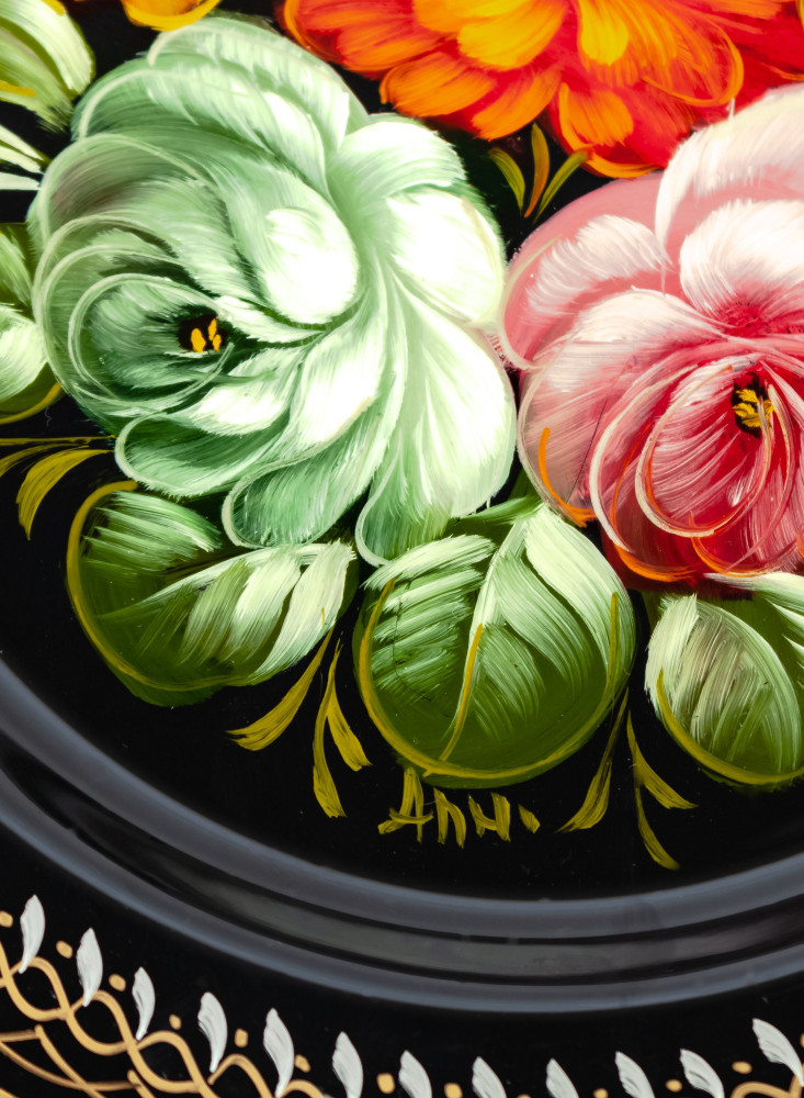  d 180 mm Zhostovo Patterns hand painted and lacquered Metal Forged Black Tray (by Lada Crafts)