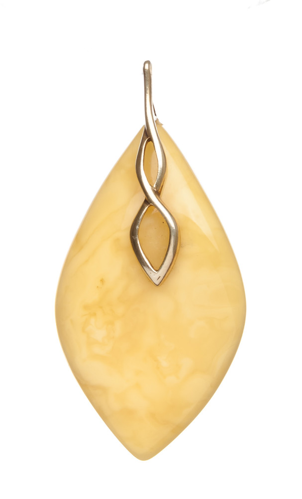 9 g Baltic Amber Pendant