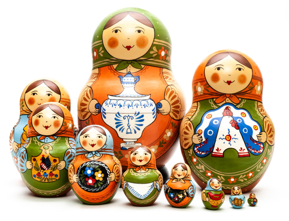 190 mm Mistress with Samovar hand painted Traditional Russian Wooden Matryoshka round doll 10 pcs (by Igor Malyutin)