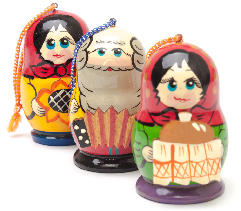 130x80 mm Russian Family hand Carved and Painted Christmas Tree Ornaments Set of 3 pcs in a Gift Box (by Andrey Studio)